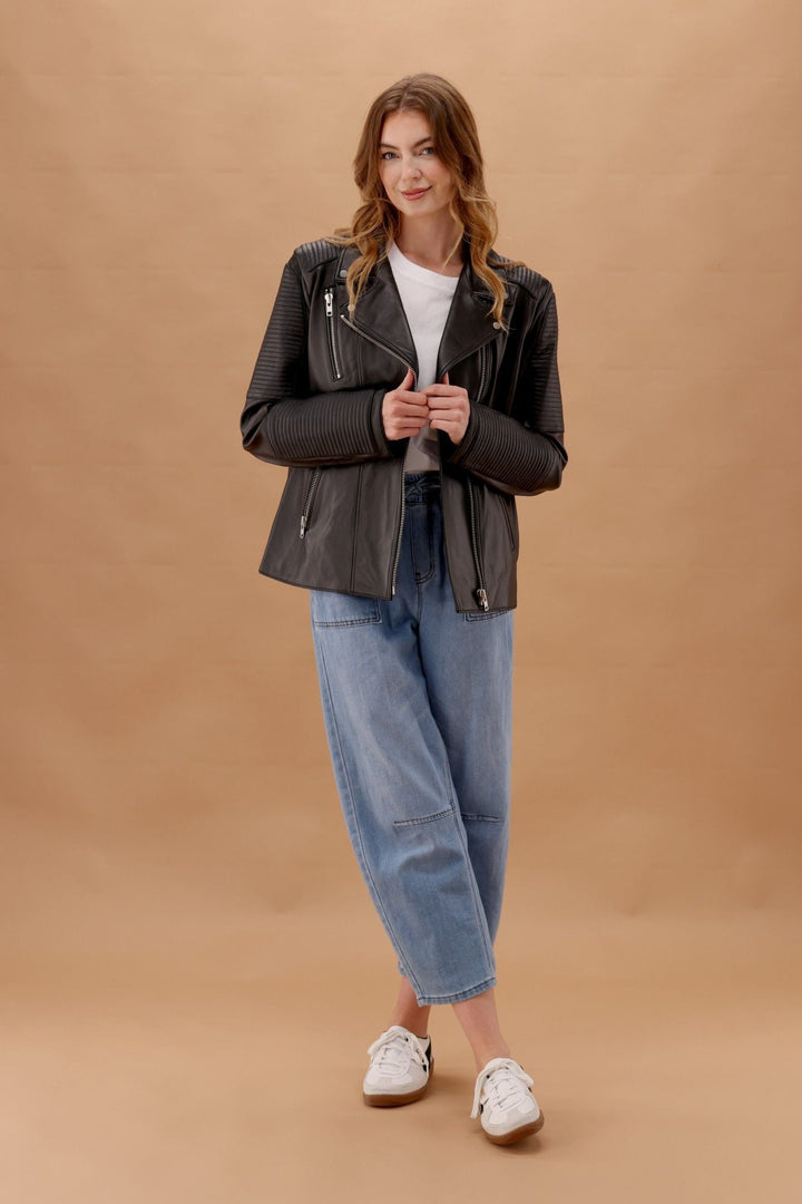 Wakee Barrel Jean Light Blue