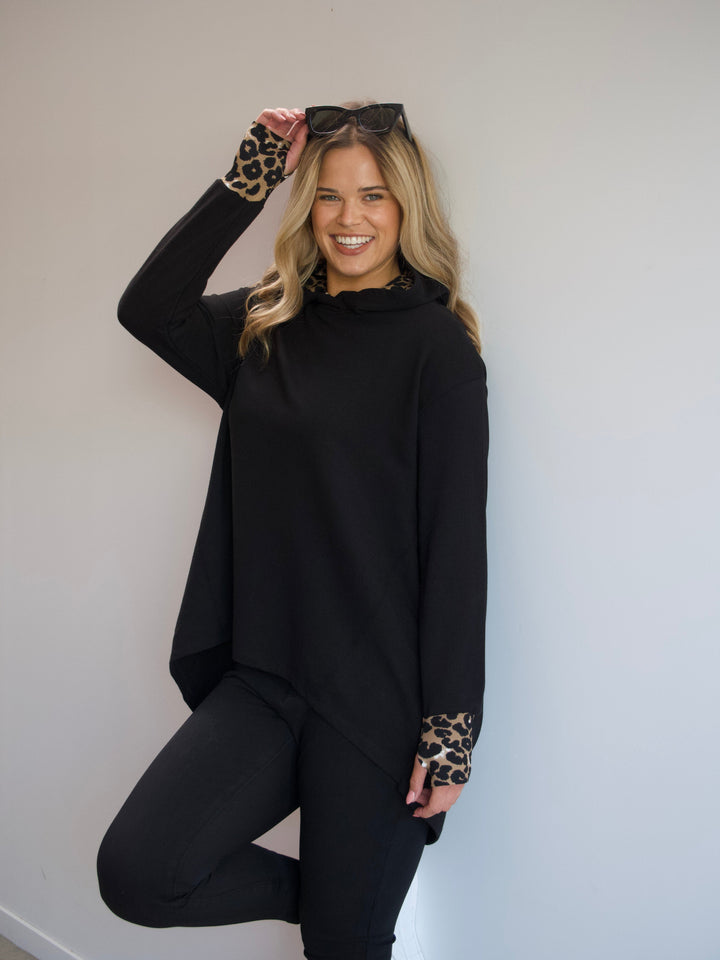 Label Discovery Hoodie Black