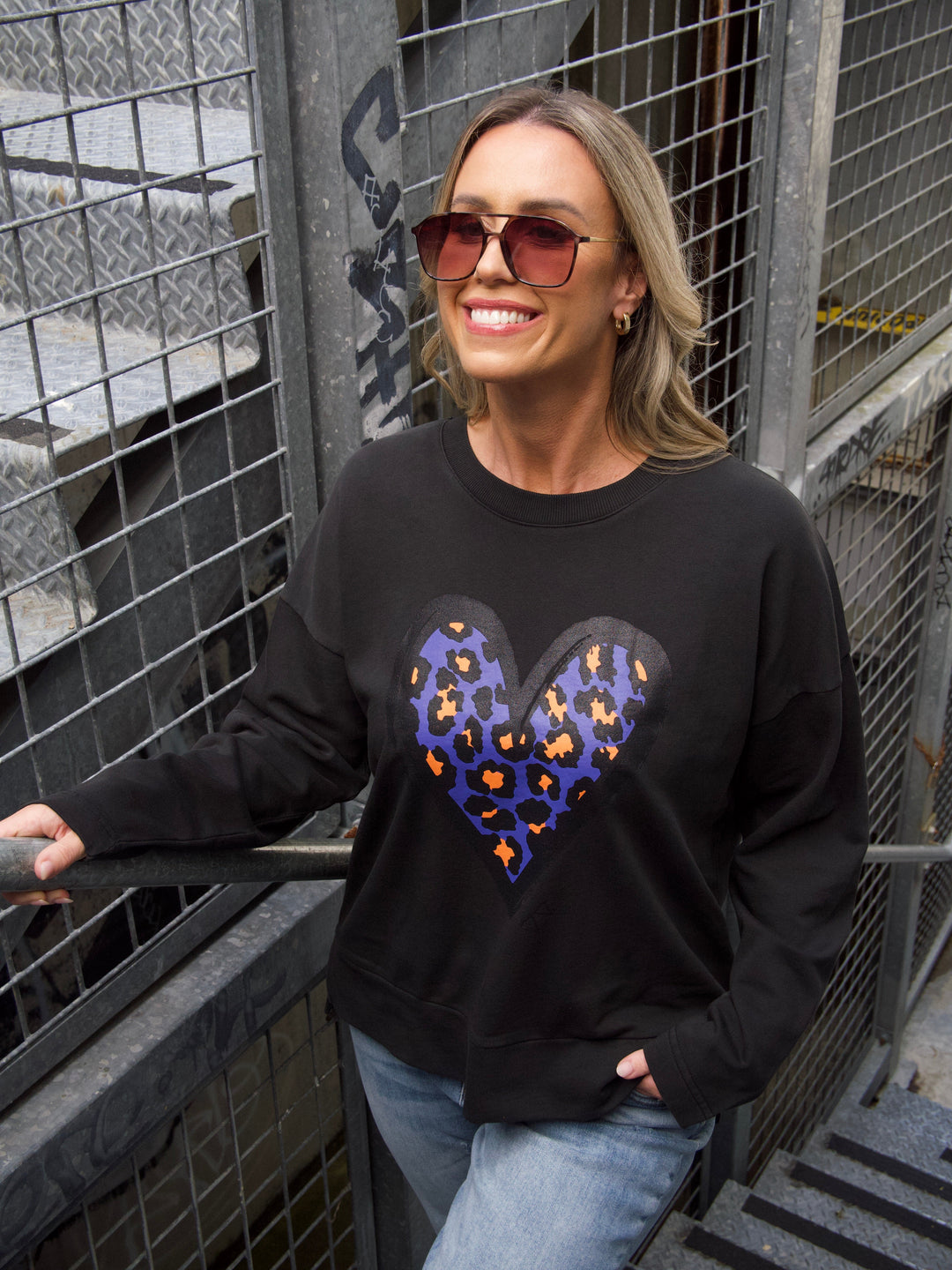 Rebel Club Fierce Leopard Crew Washed Black