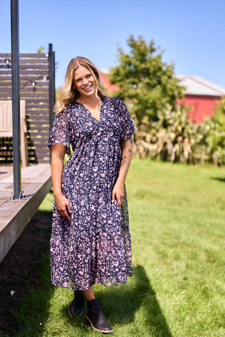 Gloss The Label Avonley Tiered Chiffon Dress Midnight Floral