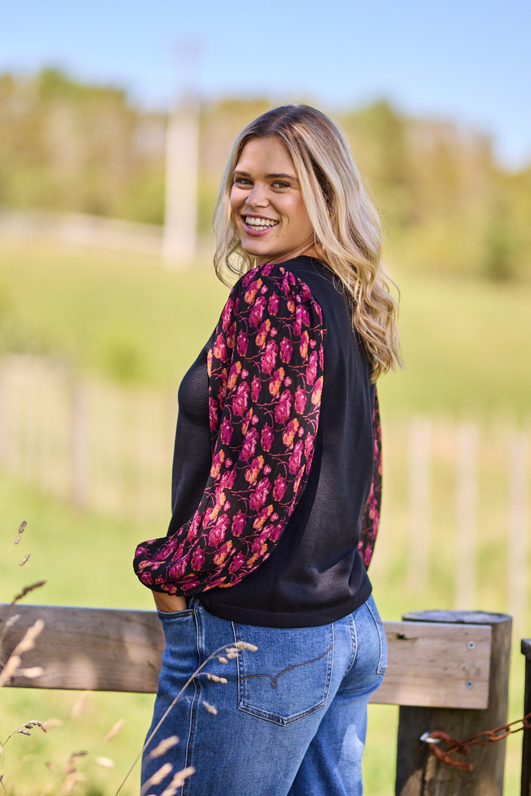 Gloss The Label Sable Top Black Floral
