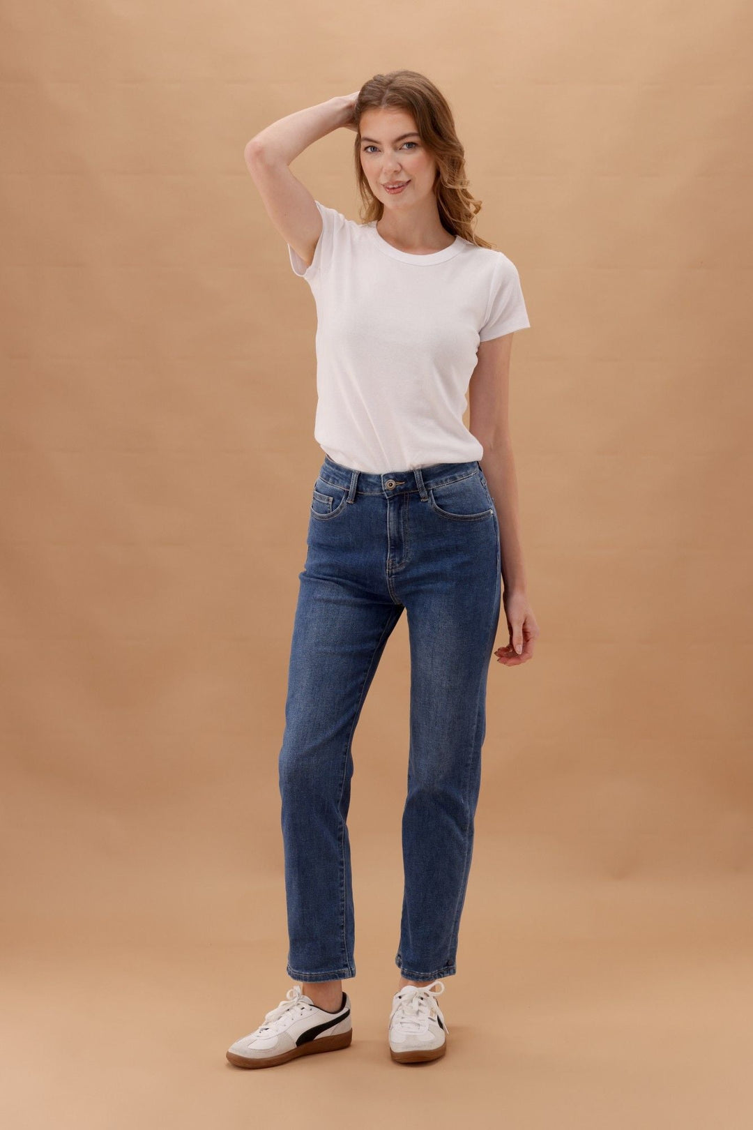 Elm Ada Straight Leg Jean Washed Blue