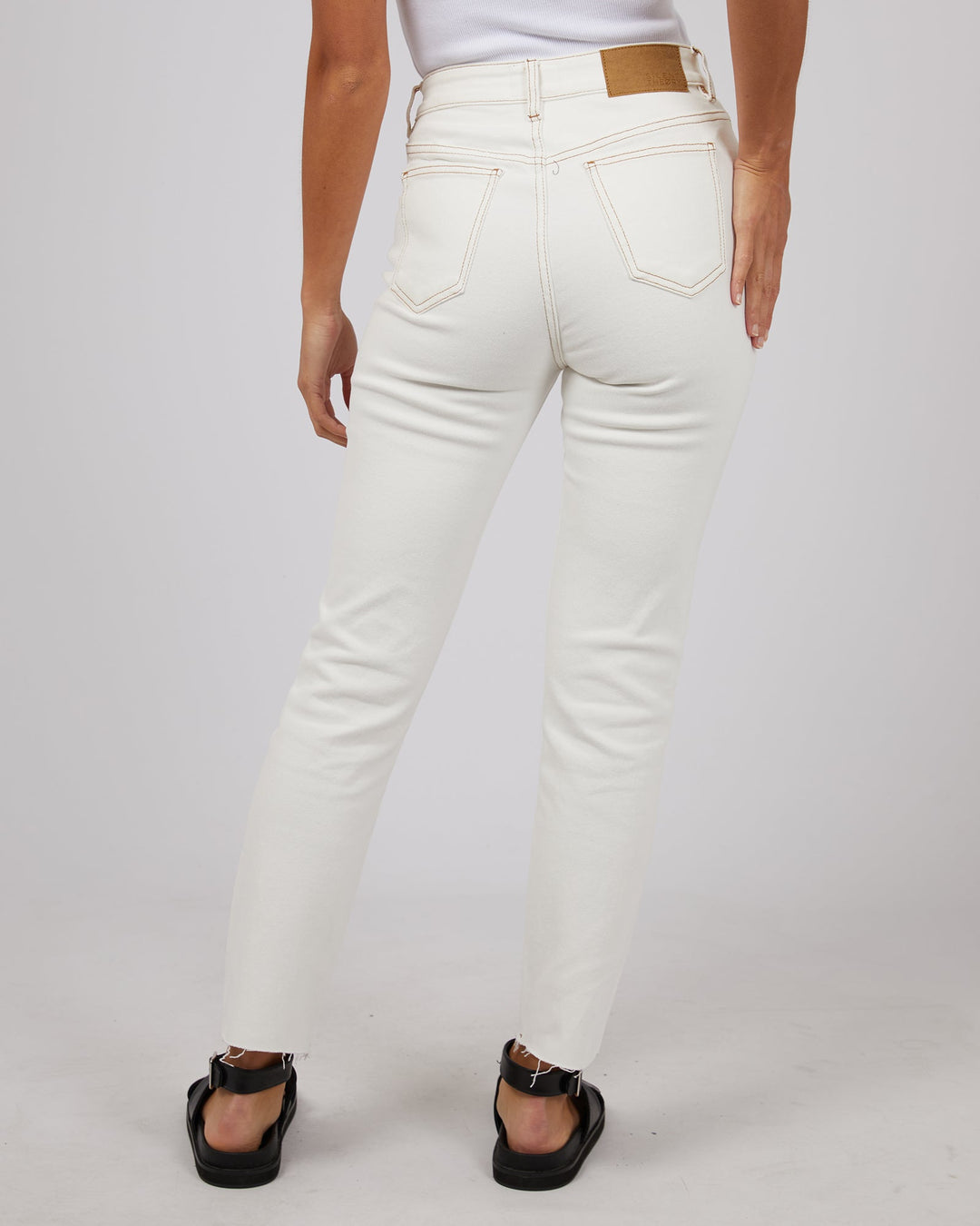 Silent Theory Monica Mom Comfort Jean Vintage White