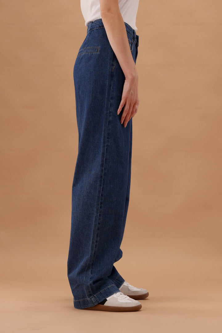 Silent Theory Aster Pant Dark Blue