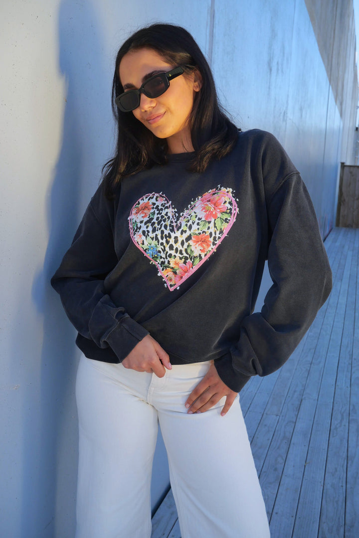 Rebel Club Leopard Dreams Heart Crew Washed Black