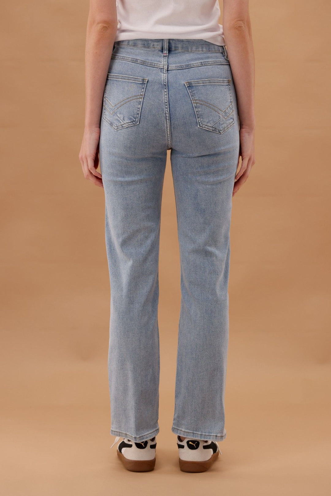 Elm Ada Straight Leg Jean Light Blue Wash