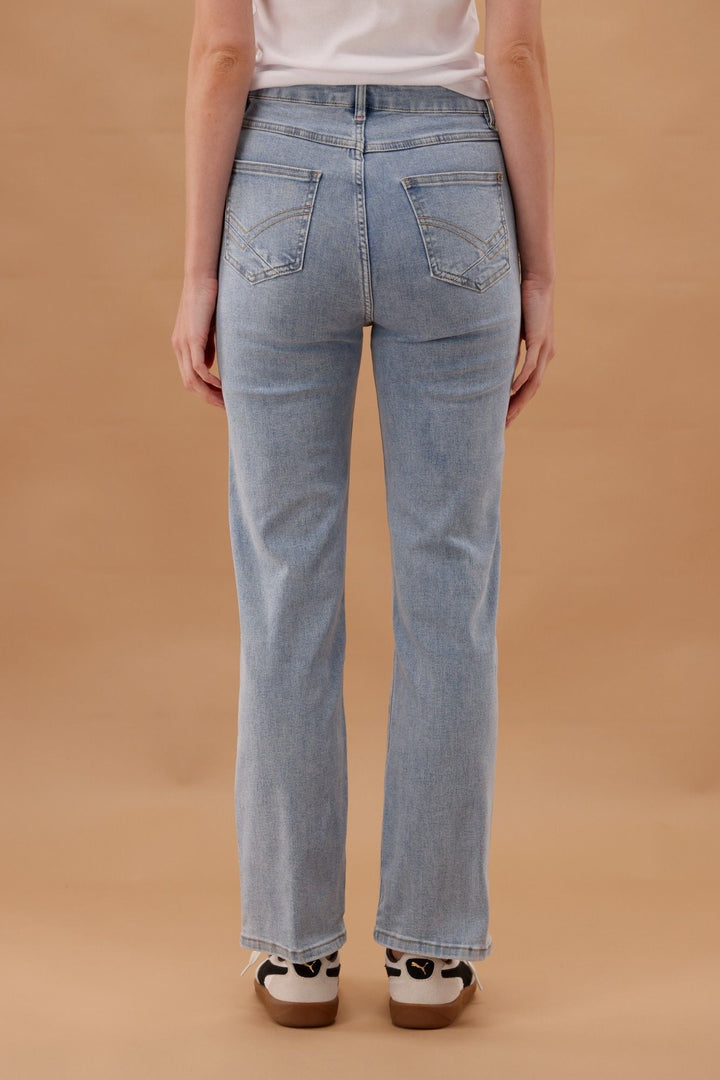 Elm Ada Straight Leg Jean Light Blue Wash