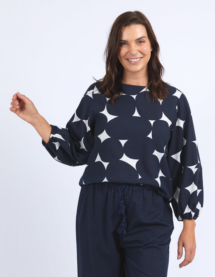 Elm Demi Spot Top Spot Print