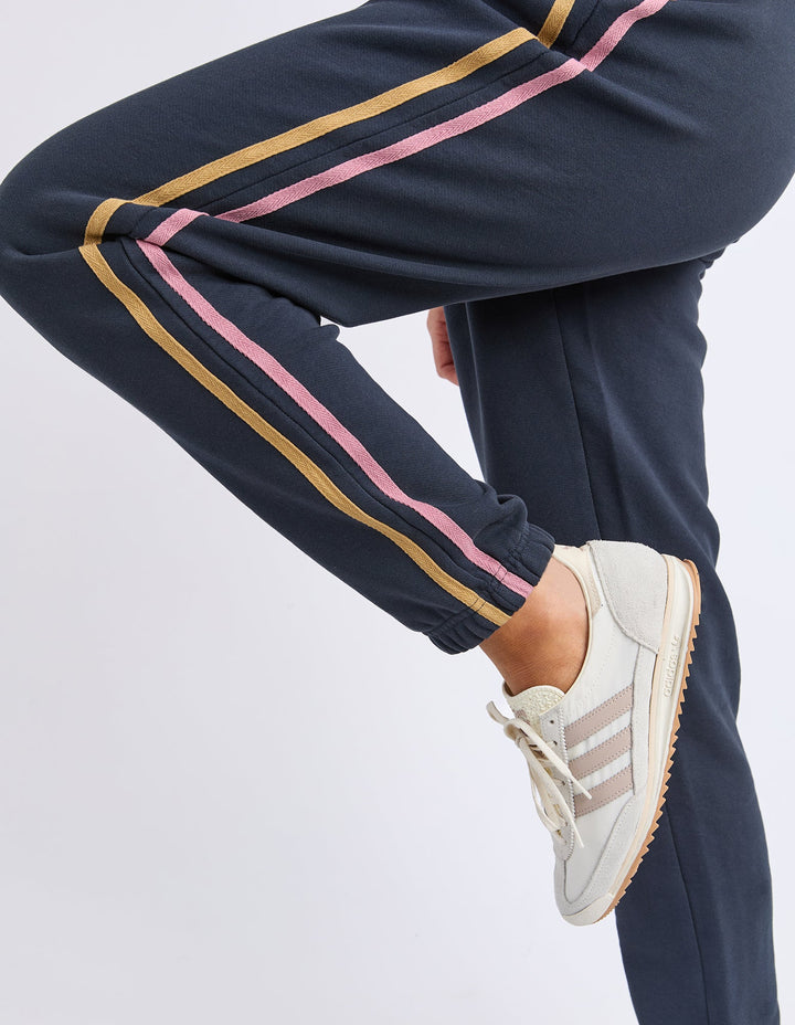 Elm Cue Trackpant Navy