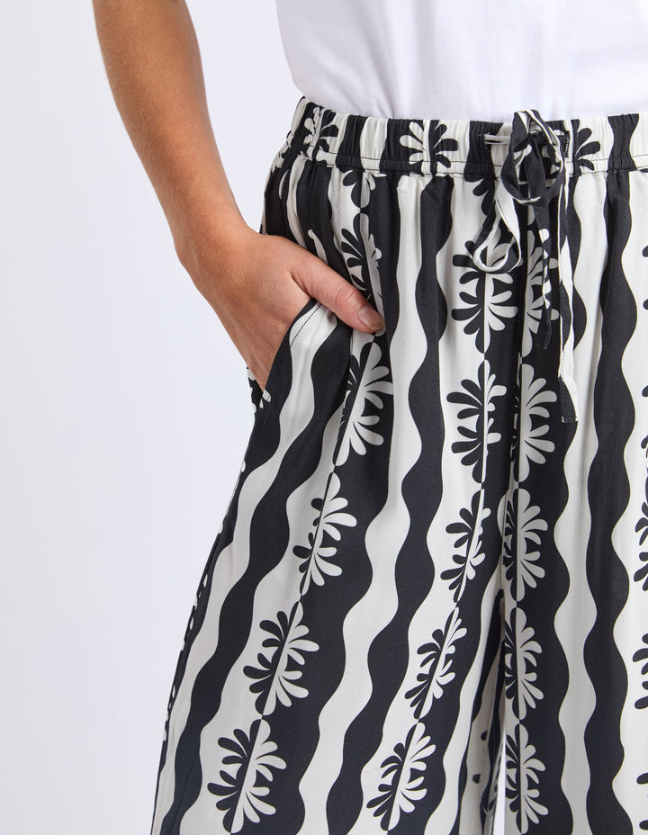Elm Casa Pant Black