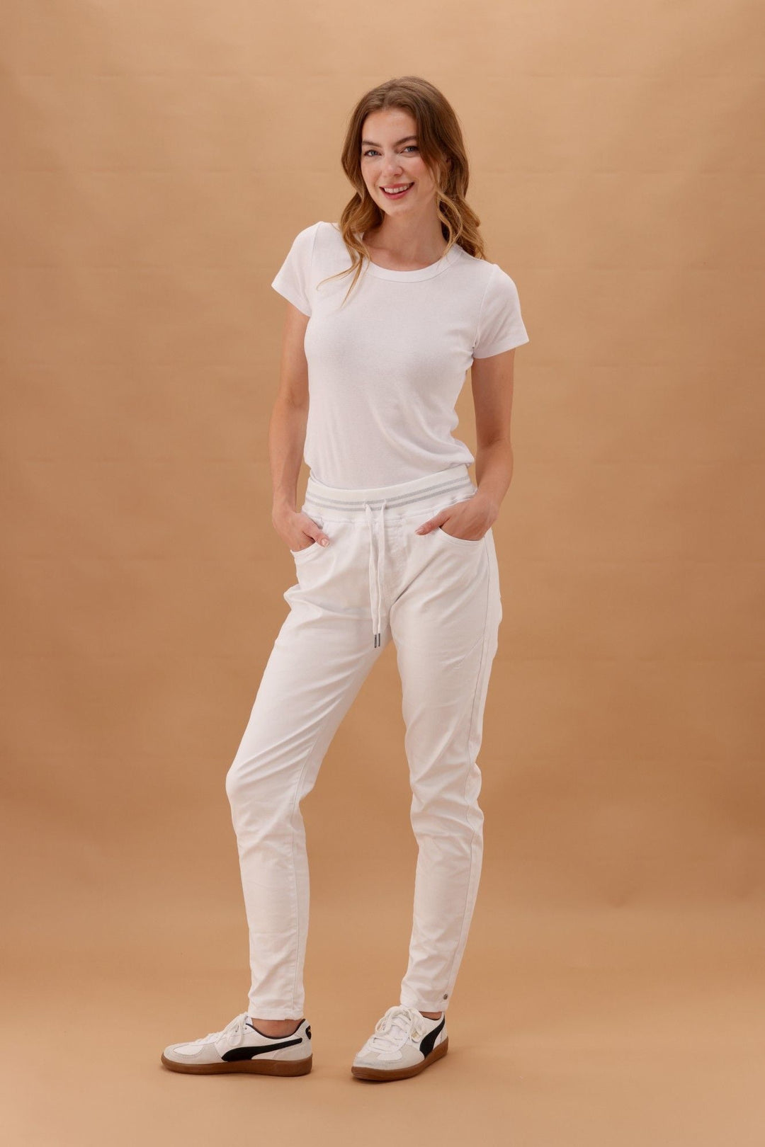 Elm Margo Jogger White