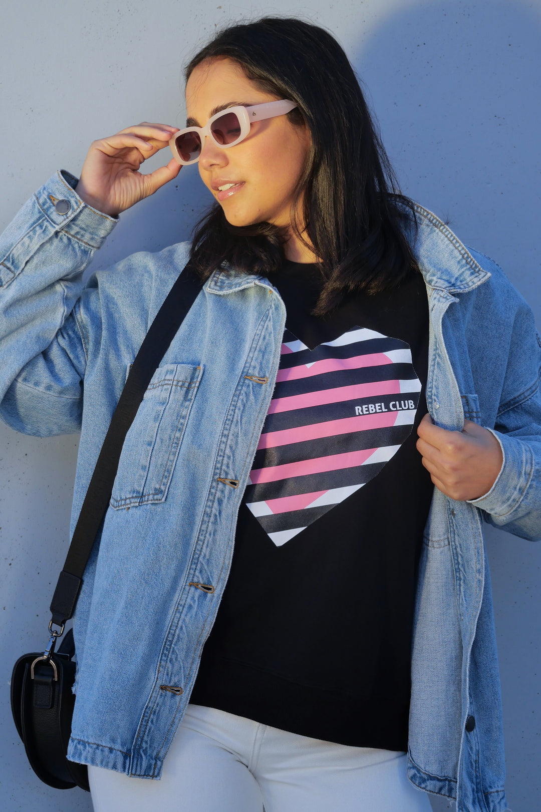 Rebel Club Stripe Heart Crew Black