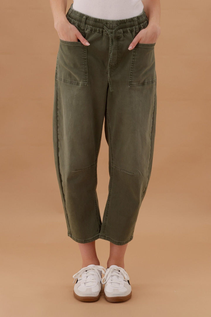 Wakee Barrel Jean Khaki