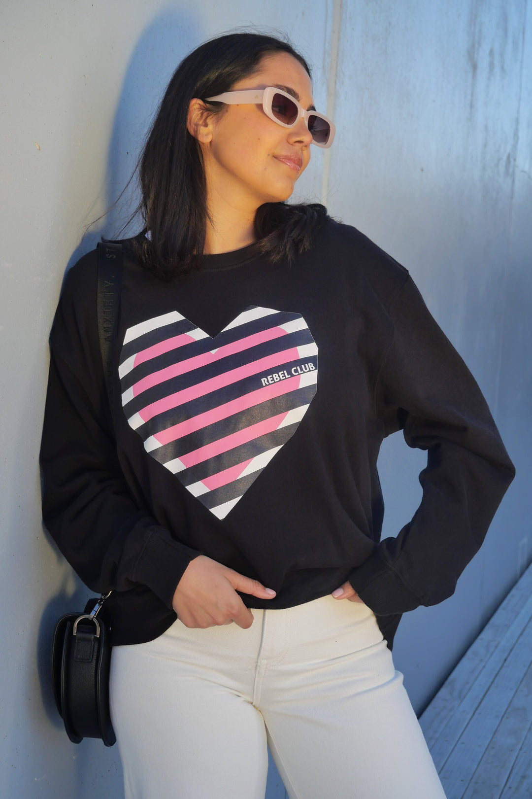 Rebel Club Stripe Heart Crew Black