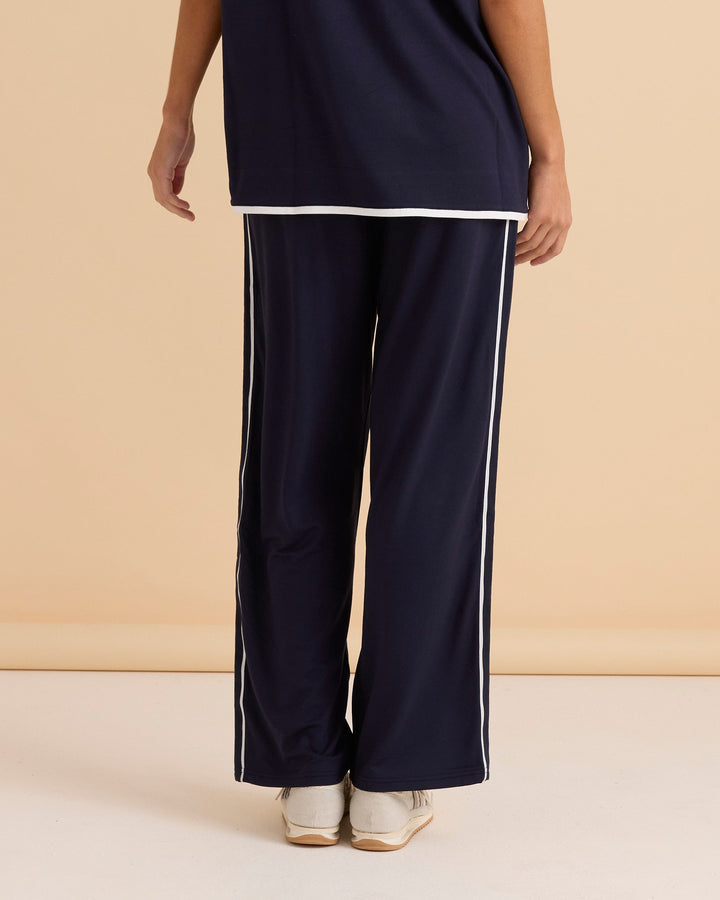 Betty Basics Evelyn Wide Leg Jogger Navy