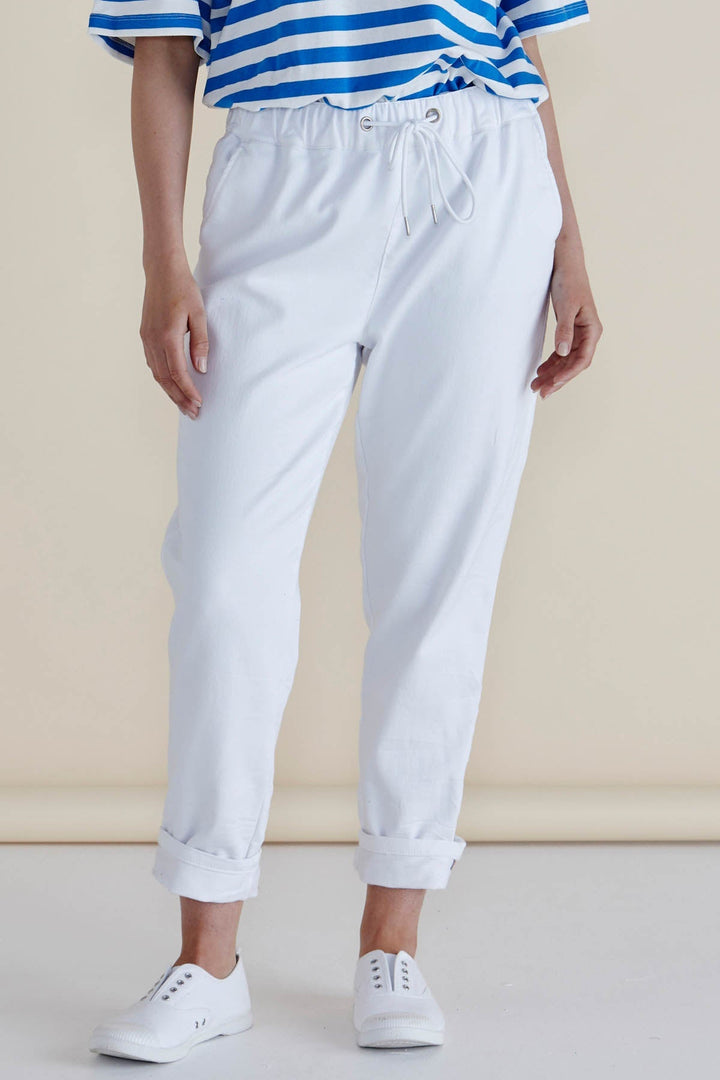 Betty Basics Brooks Jean Snow White