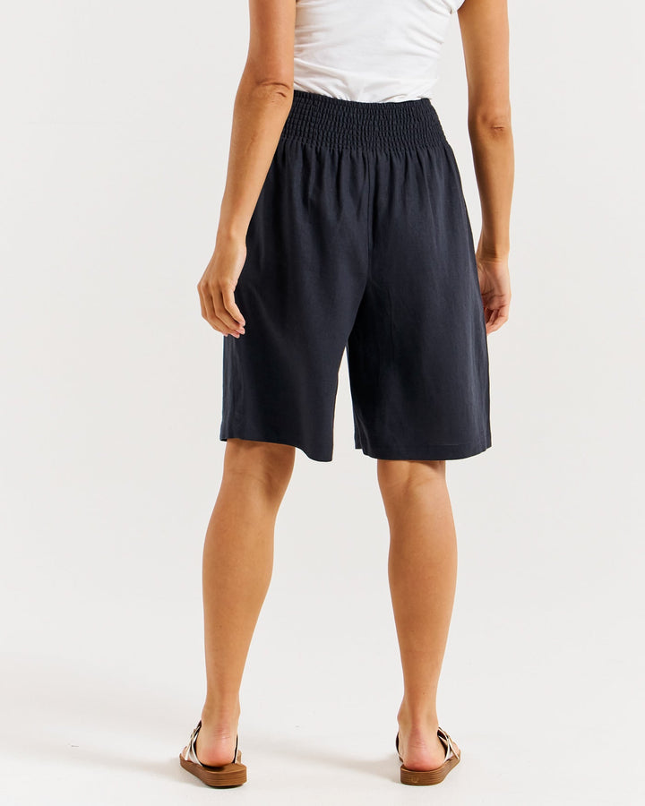 Betty Basics Lee Bermuda Short Indi Grey