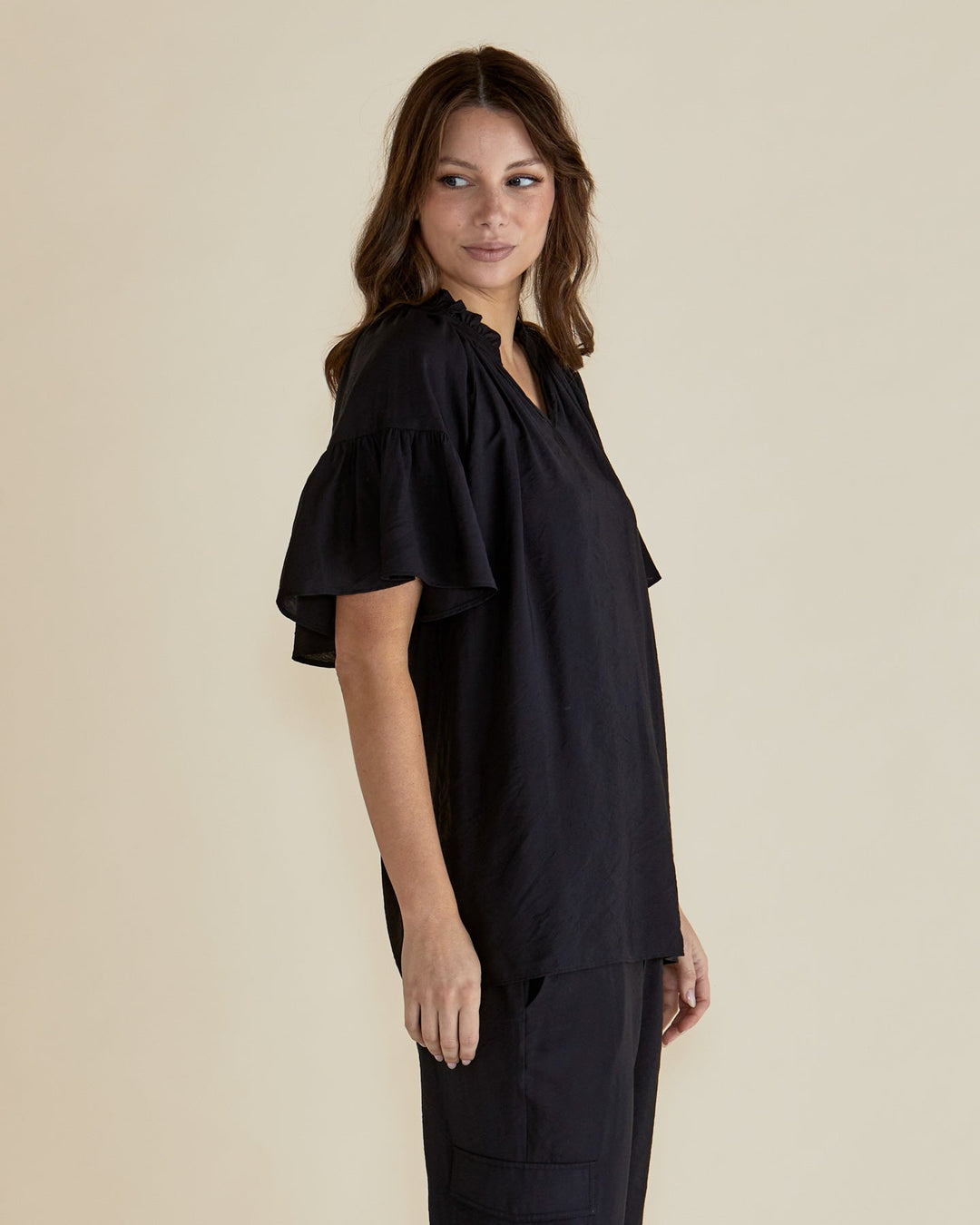 Betty Basics Vivienne Blouse Black