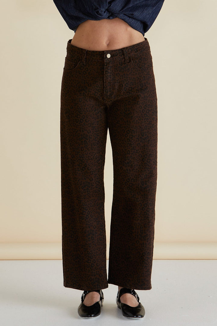 Betty Basics Steffie Relax Straight Leg Jean Leopard Chocolate Print