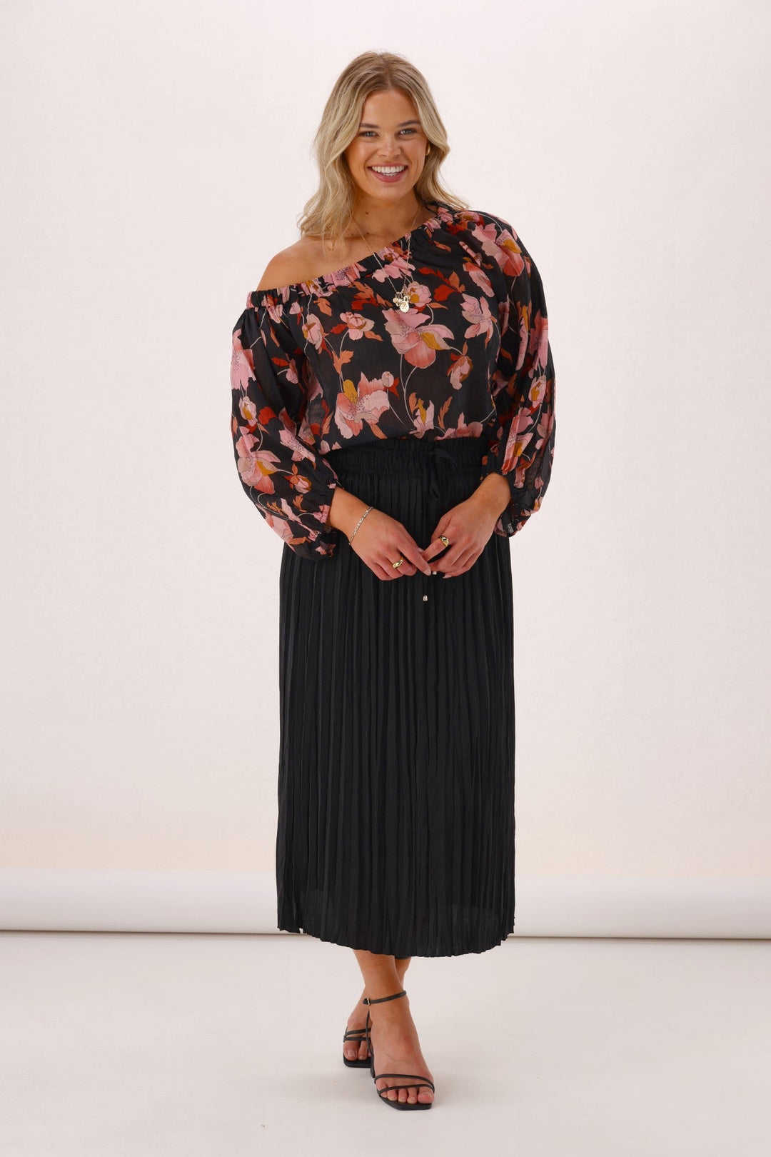 Celebration Connor Sateen Skirt Black