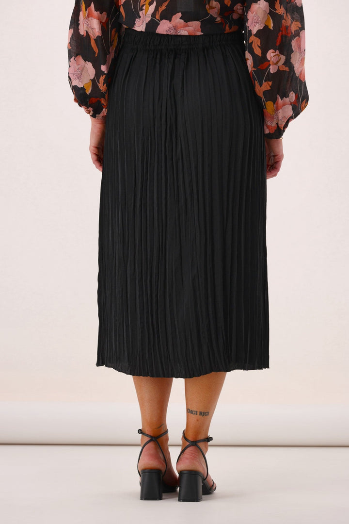 Celebration Connor Sateen Skirt Black
