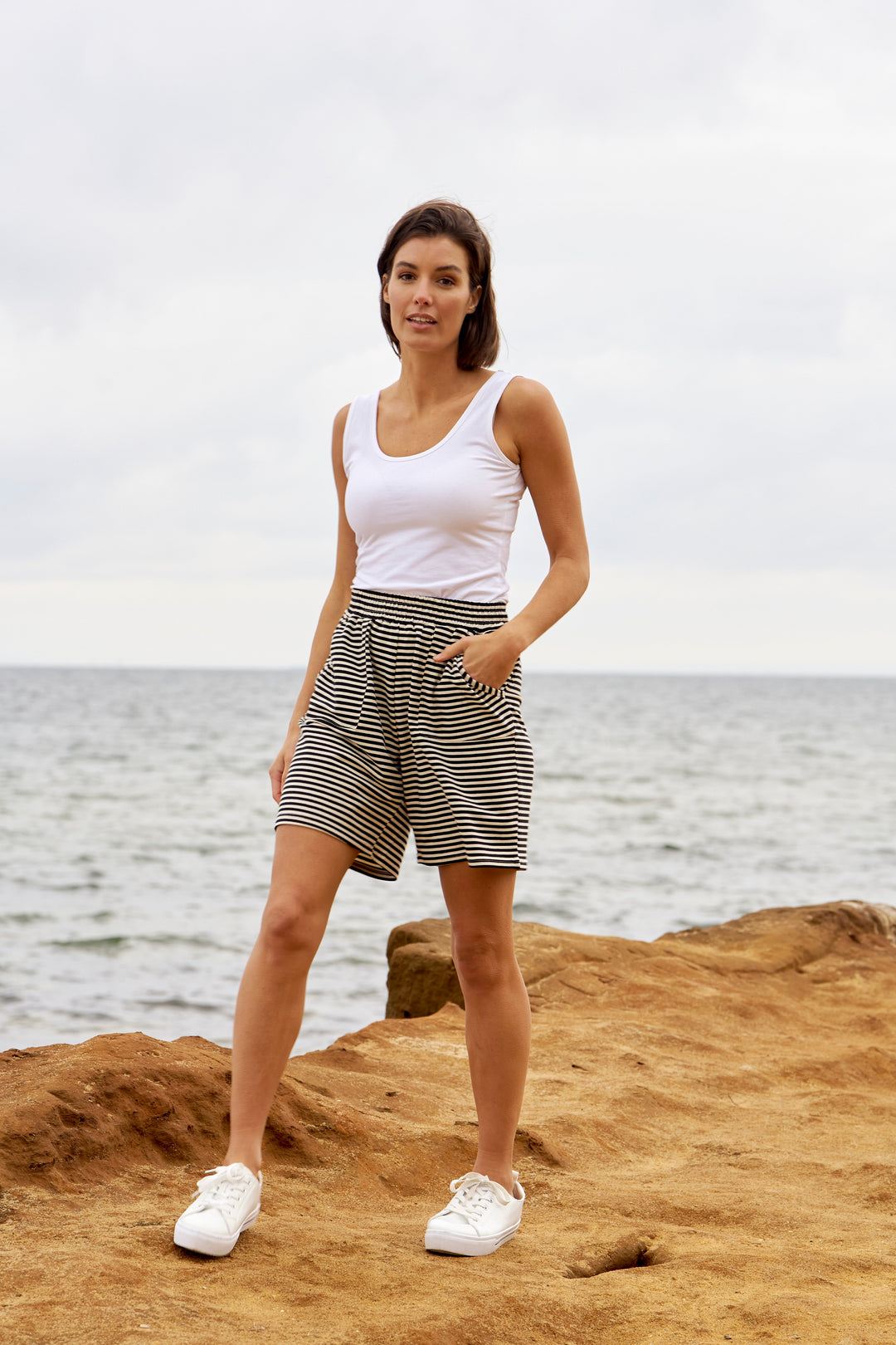 Betty Basics Harvard Short Cream & Black Stripe