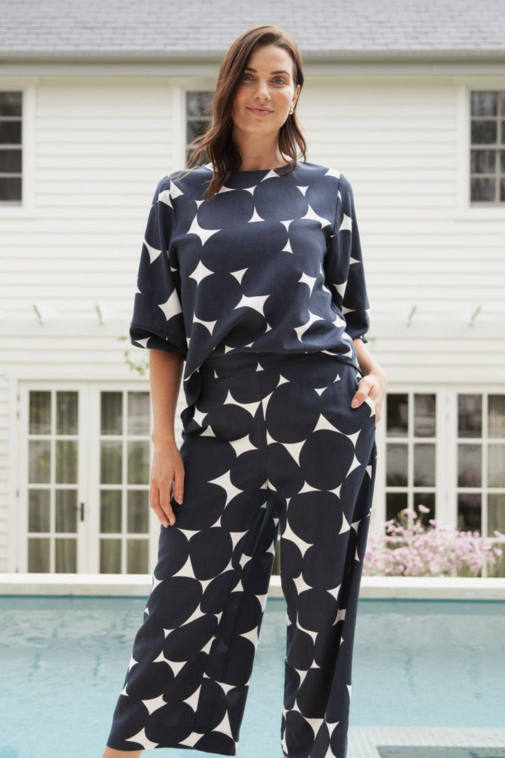 Elm Demi Spot Top Spot Print