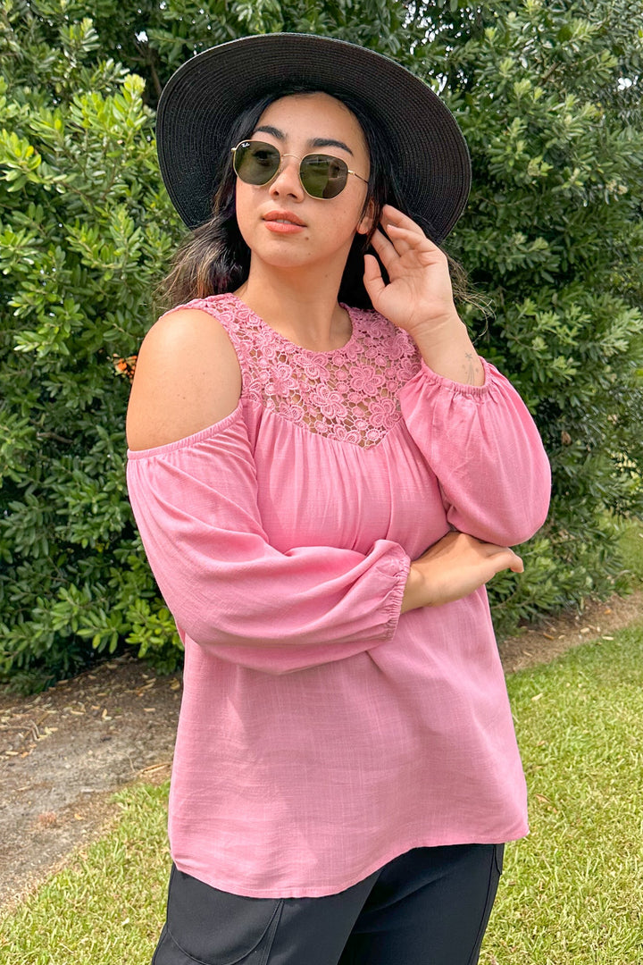 Gloss by Tayla Lace Cold Shoulder Top Pink