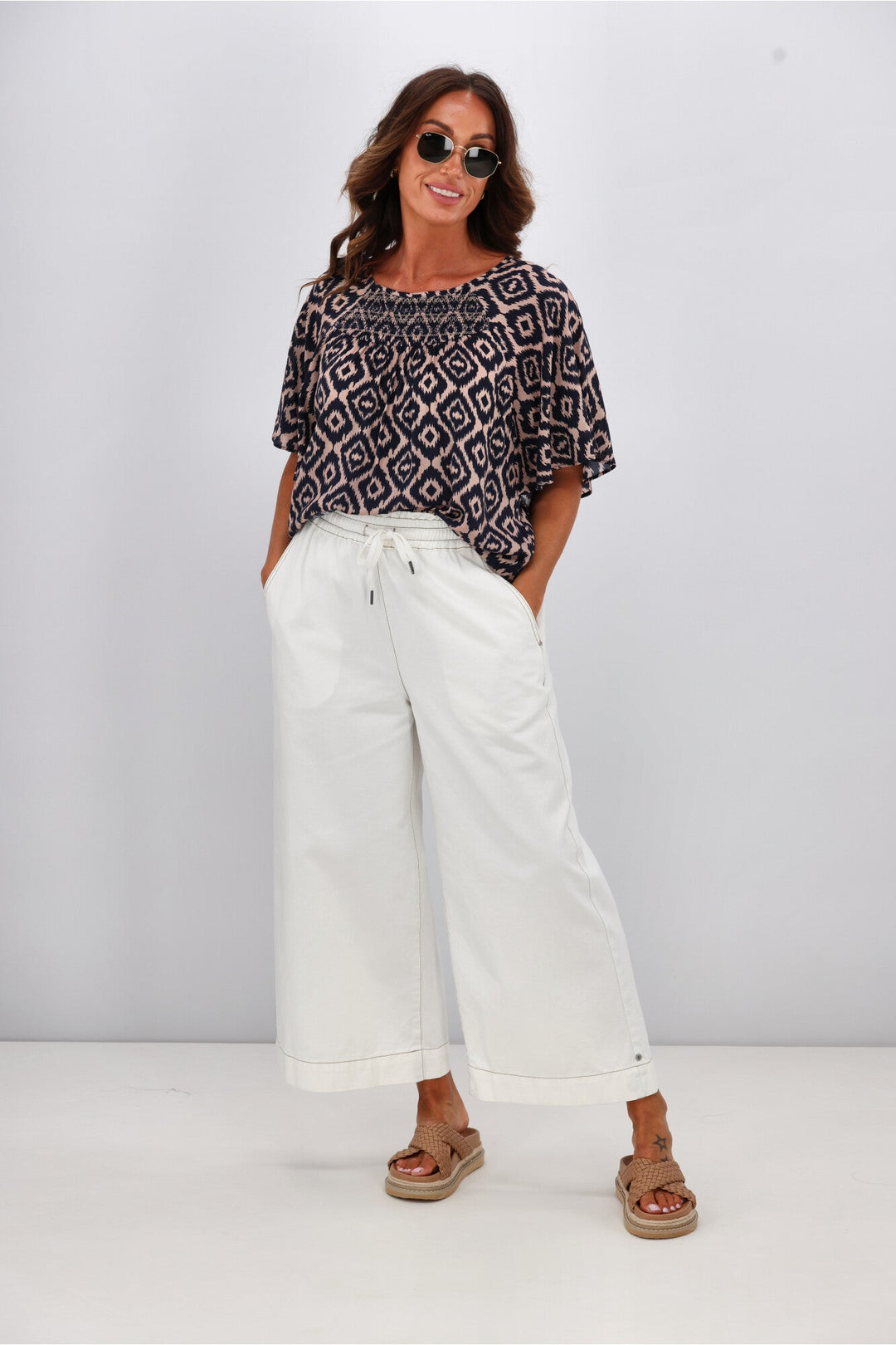 Gloss by Alesandra Flutter Sleeve Top Midnight Diamond Print