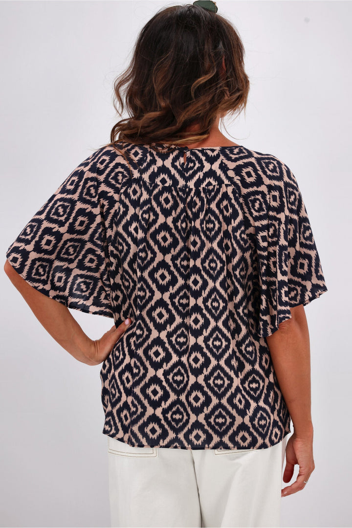 Gloss by Alesandra Flutter Sleeve Top Midnight Diamond Print