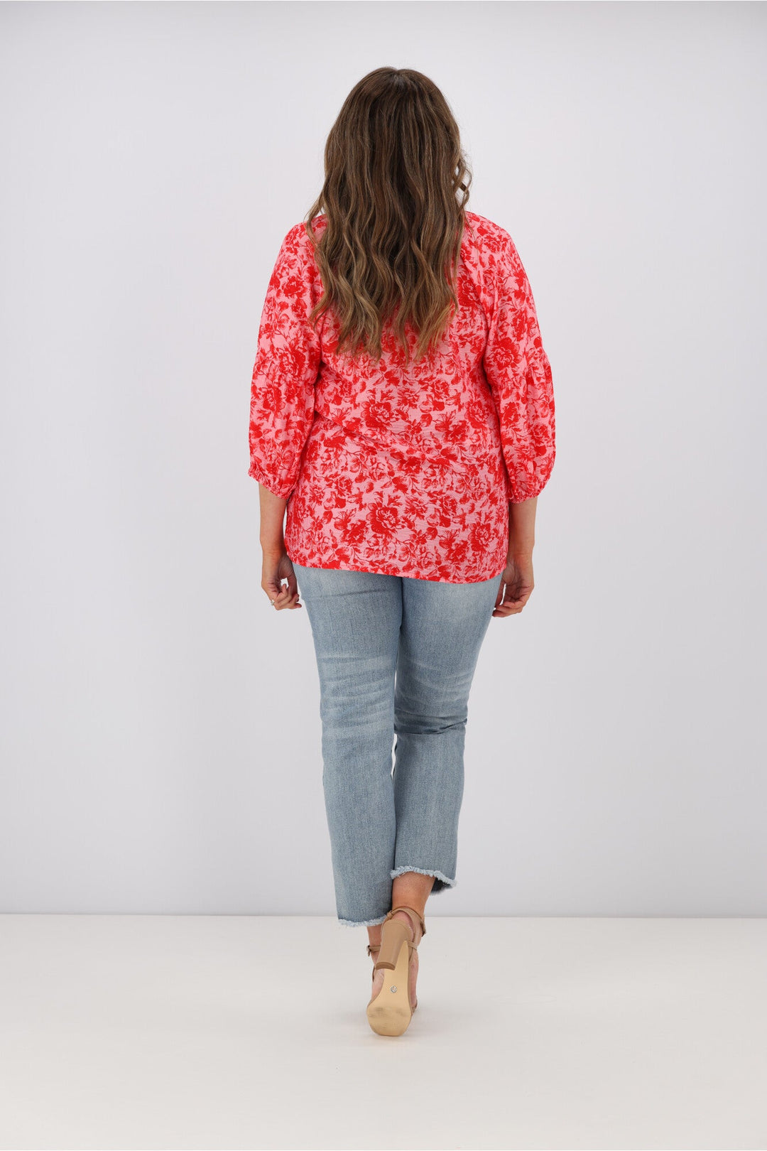 Gloss by Dana Tie Blouse Red Pink Floral