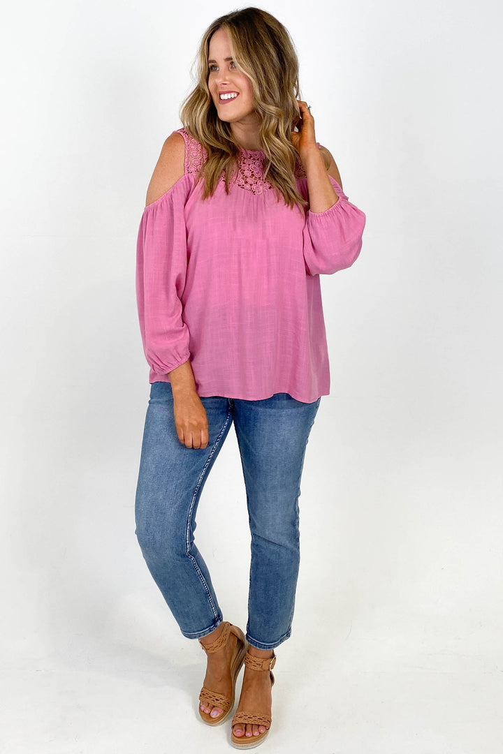 Gloss by Tayla Lace Cold Shoulder Top Pink