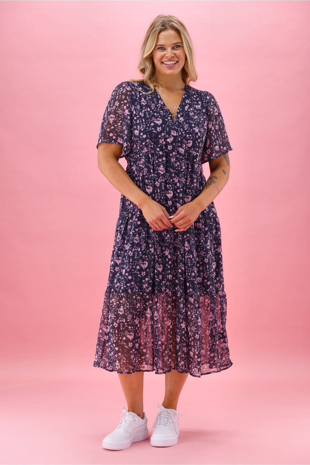 Gloss The Label Avonley Tiered Chiffon Dress Midnight Floral