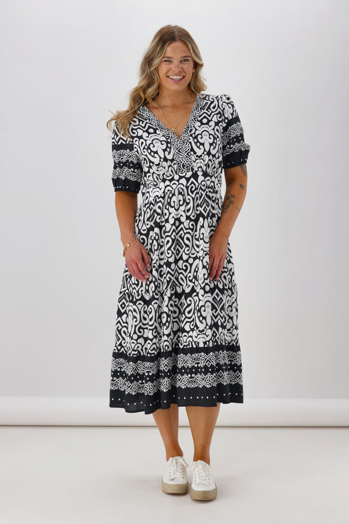 Gloss The Label Daly Border Print Dress Black