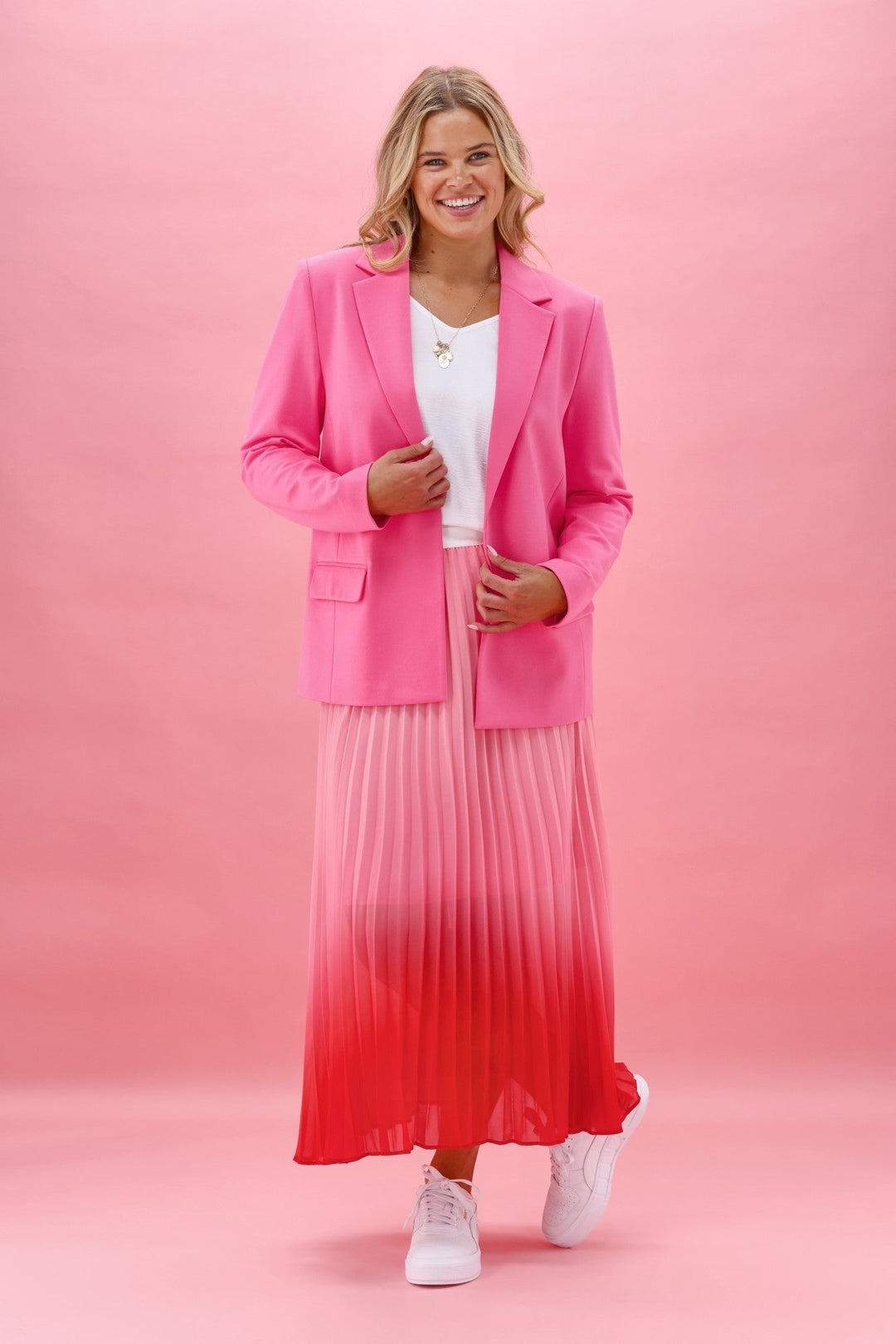 Gloss The Label Dawn Pleat Skirt Pink Ombre