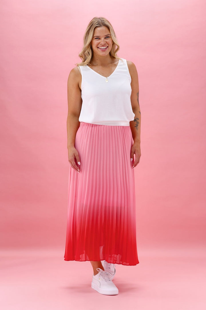Gloss The Label Dawn Pleat Skirt Pink Ombre