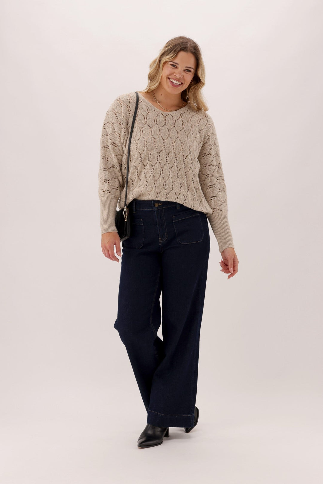 Gloss The Label Downten Pointelle V Neck Sweater Oatmeal