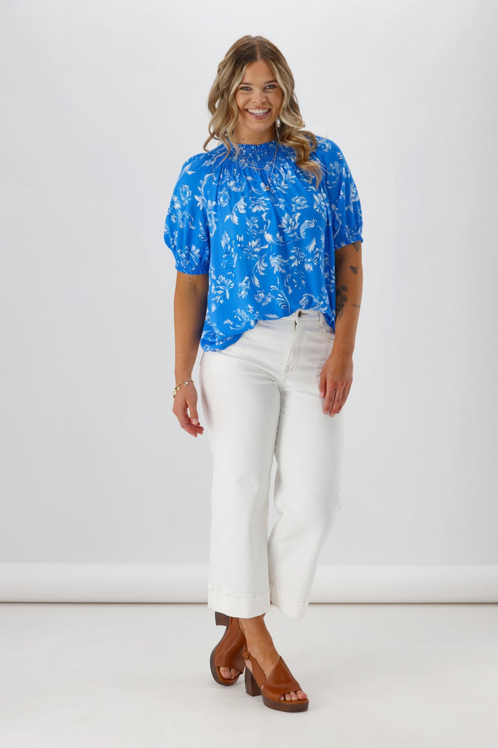 Gloss The Label Isha Top Blue White Floral