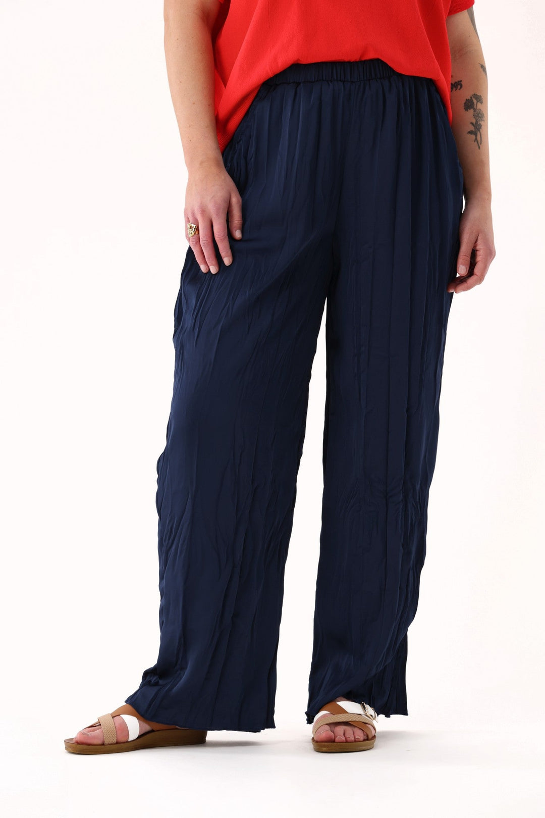 Gloss The Label Jackie Crushed Satin Pant Navy