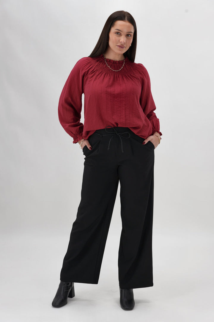 Gloss The Label Kymani Belted Pant Black