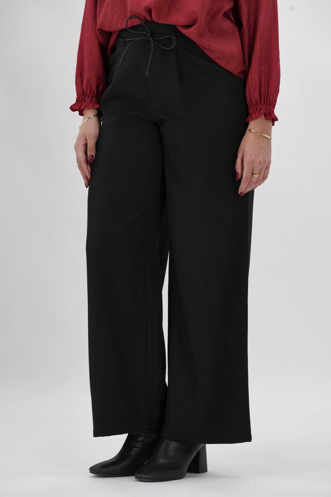 Gloss The Label Kymani Belted Pant Black