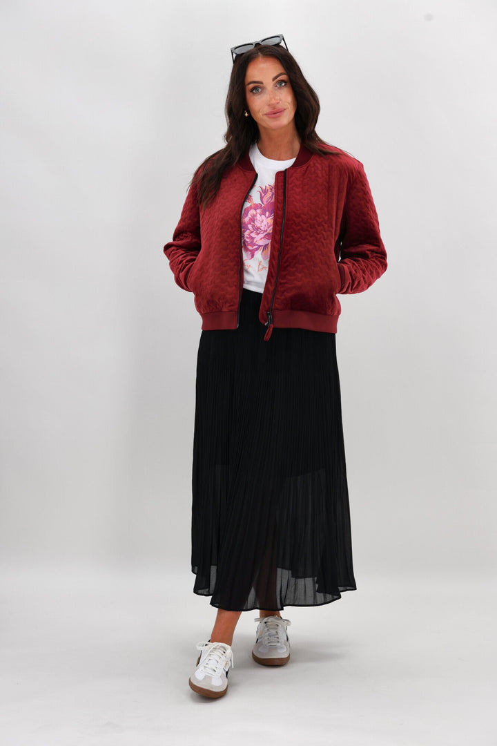 Gloss The Label Lula Variagated Pleated Skirt Black