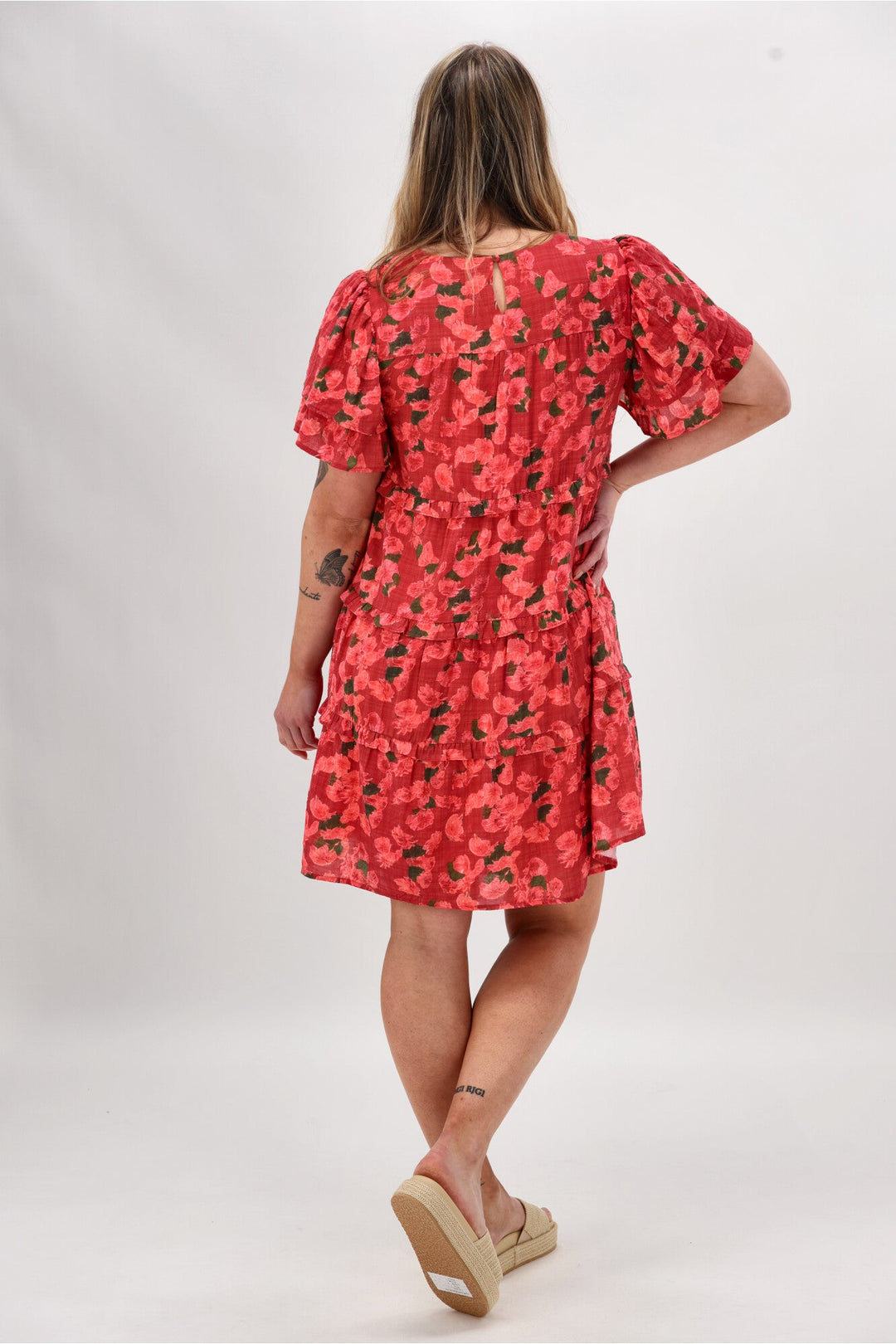 Gloss The Label Nayala Ruffle Tier Dress Coral Red Print