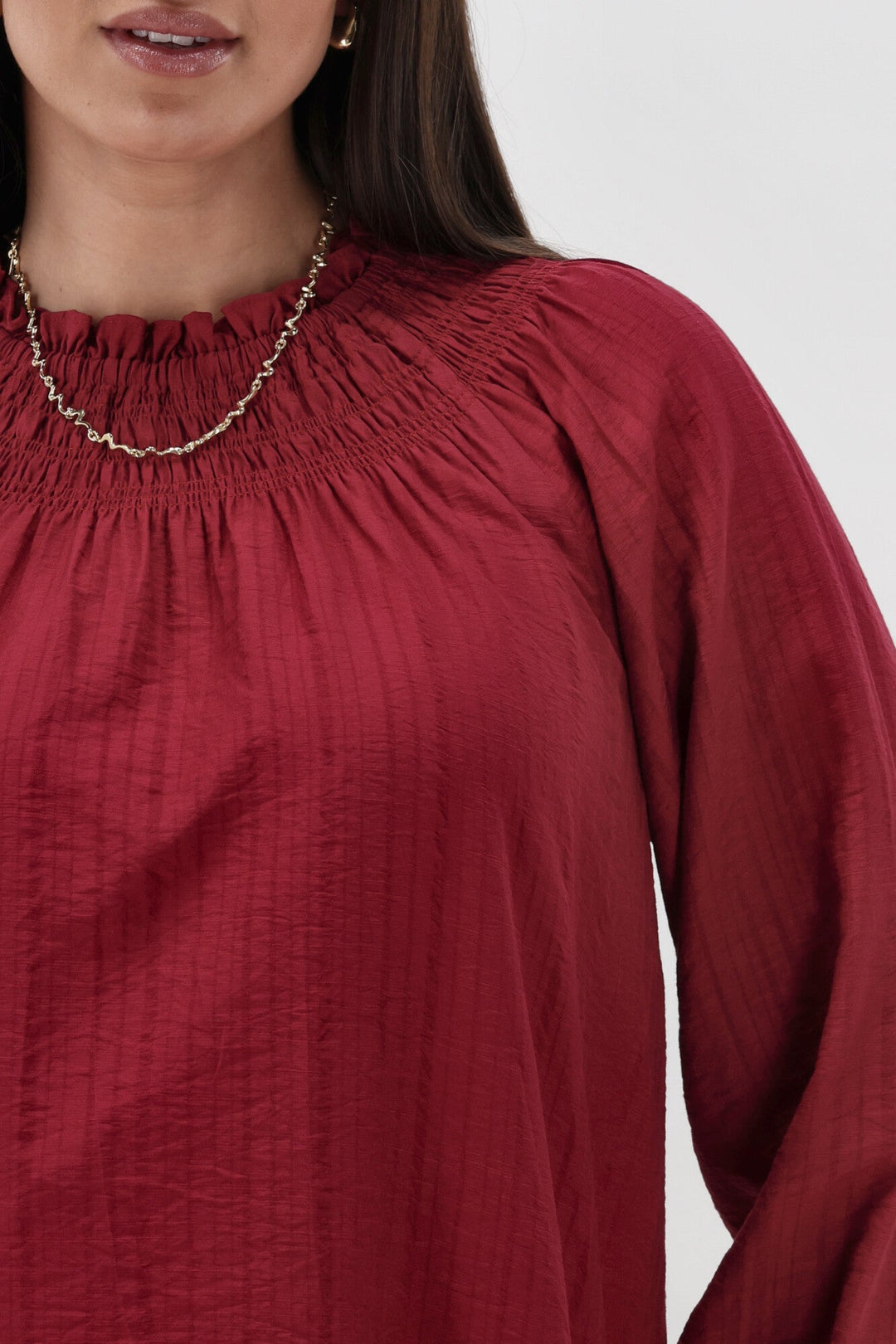 Gloss The Label Raewyn Shirred Neck Top Cranberry