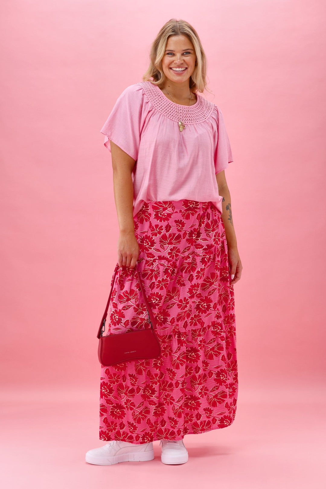 Gloss The Label Rosalie Tiered Skirt Red Pink Floral