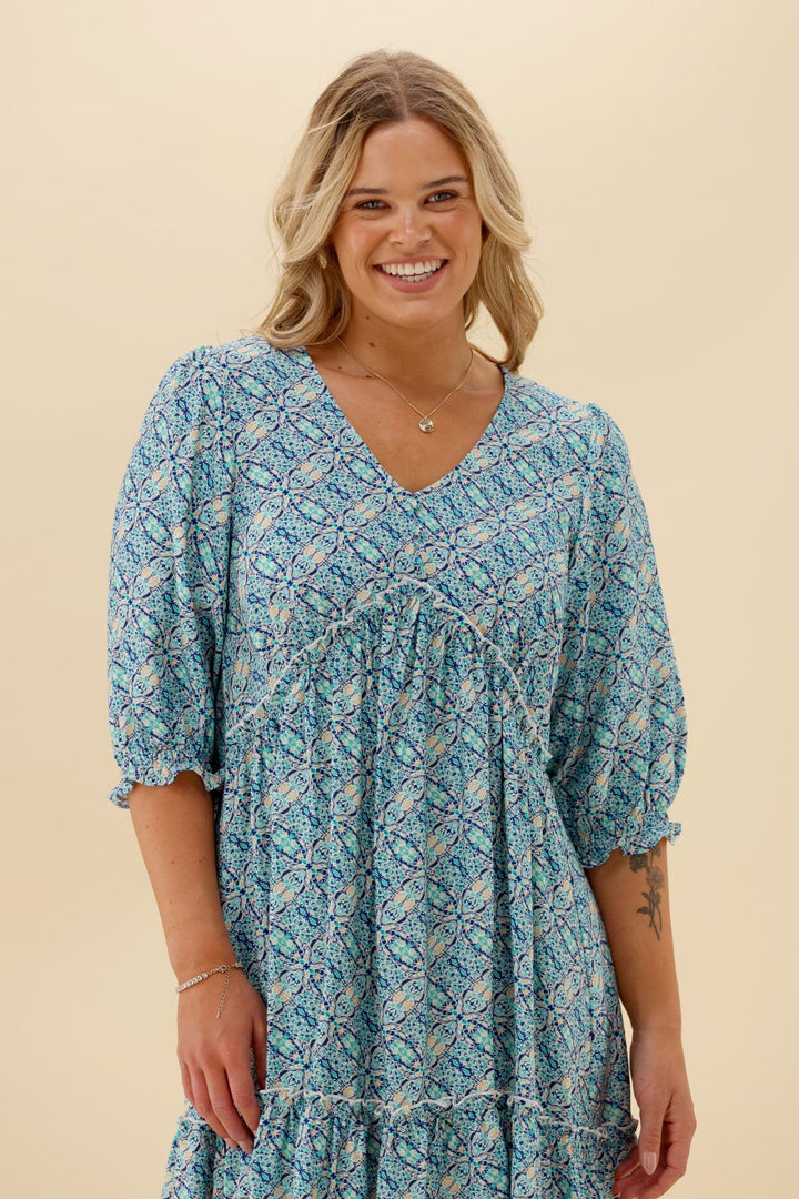Gloss The Label Talephi Dress Blue Print