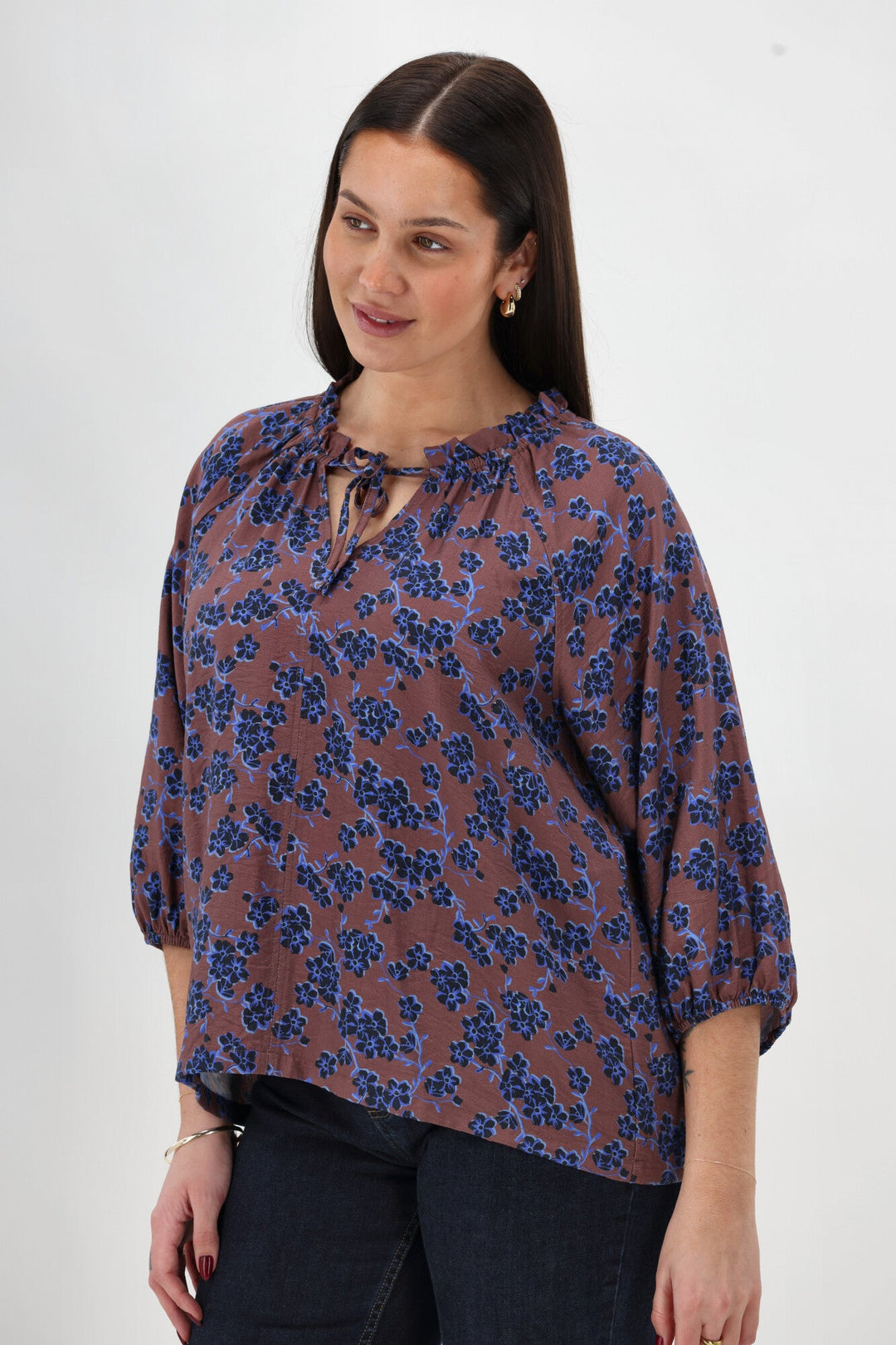 Gloss The Label Tihana Frill Neck Blouse Chocolate Floral
