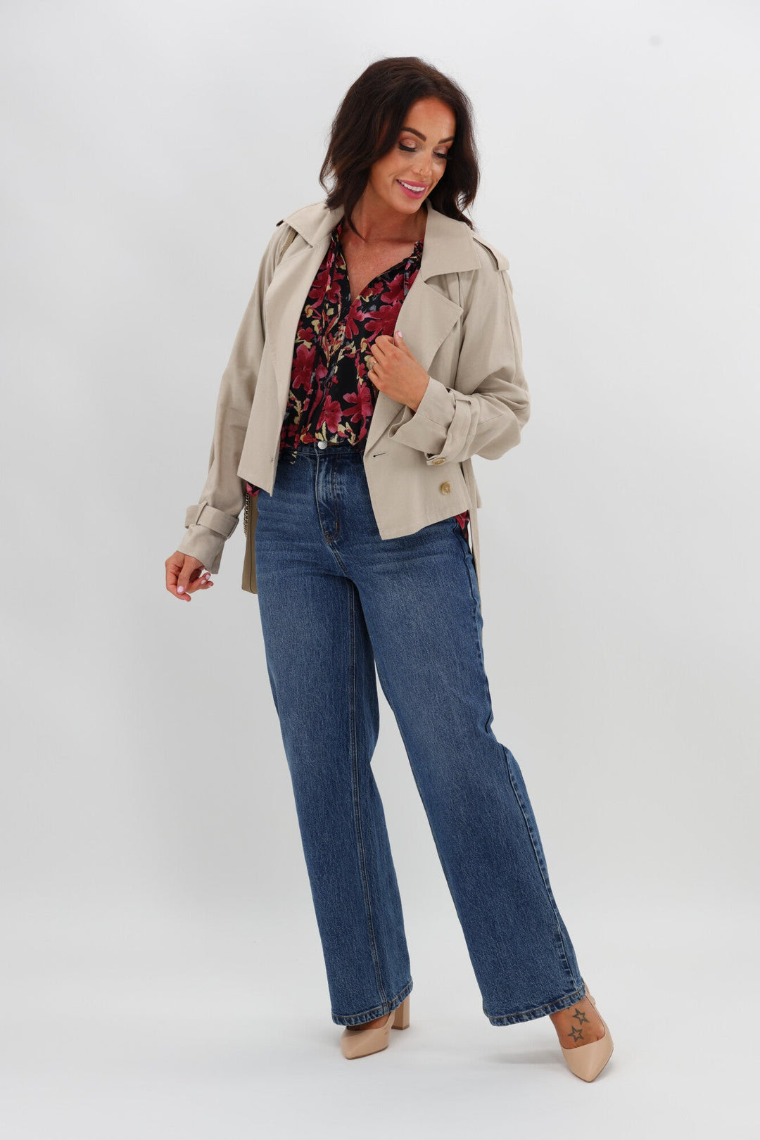Gloss The Label Tihana Frill Neck Blouse Black and Cranberry Floral
