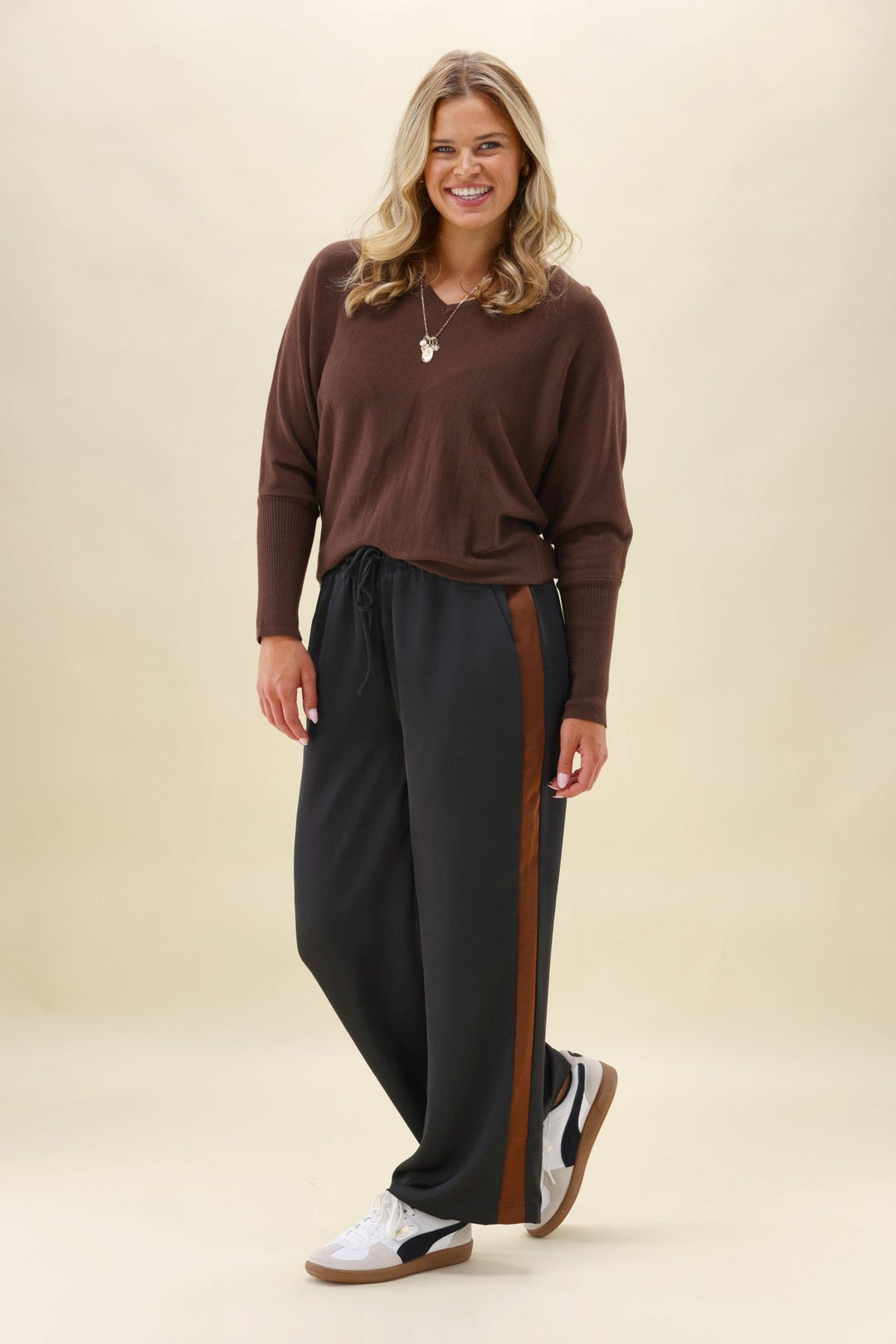 Gloss The Label Yara Satin Pant Black