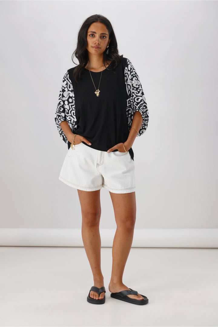 Gloss the Label Ornelle Contrast Sleeve Top Black Natural